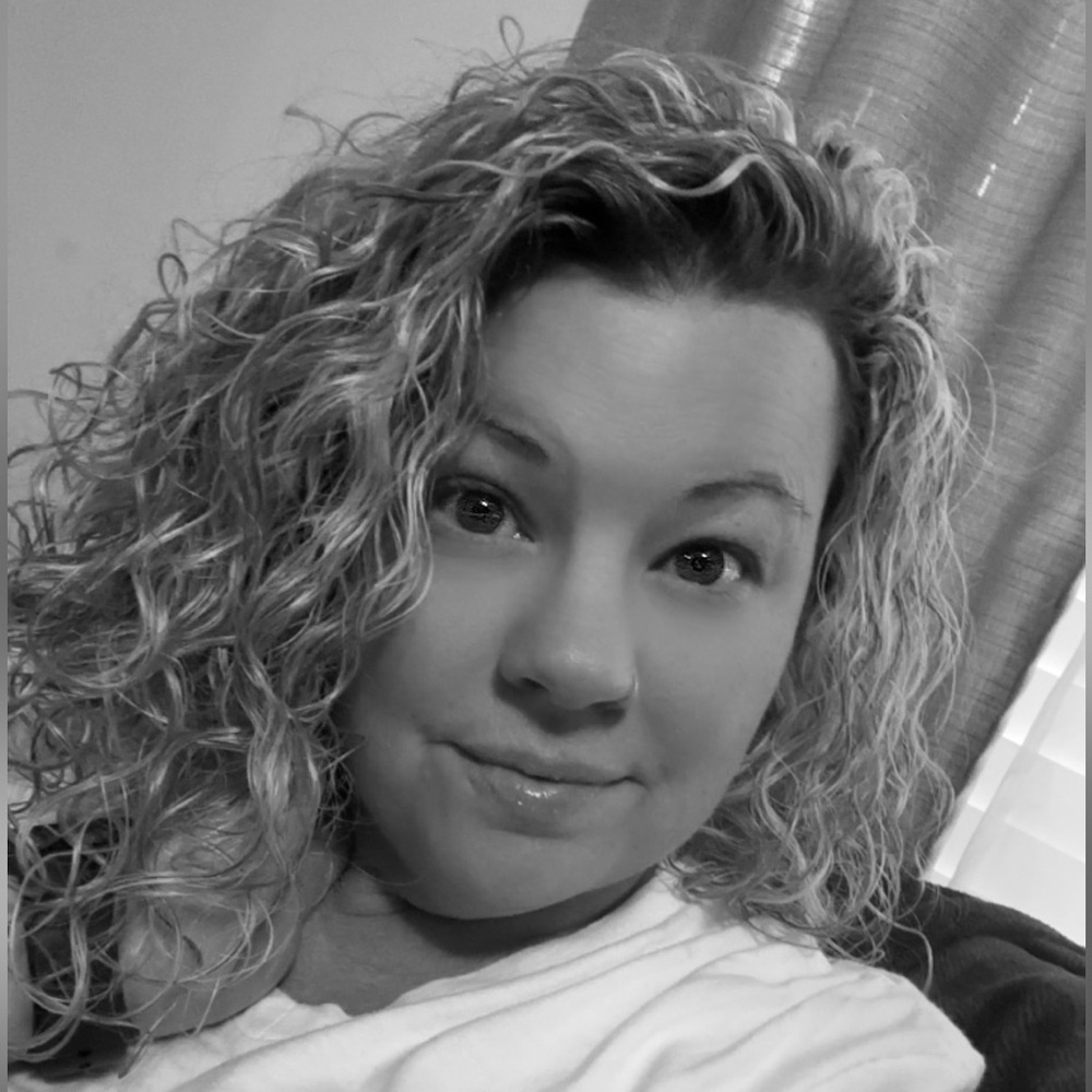 Meet your Posher, Nikki